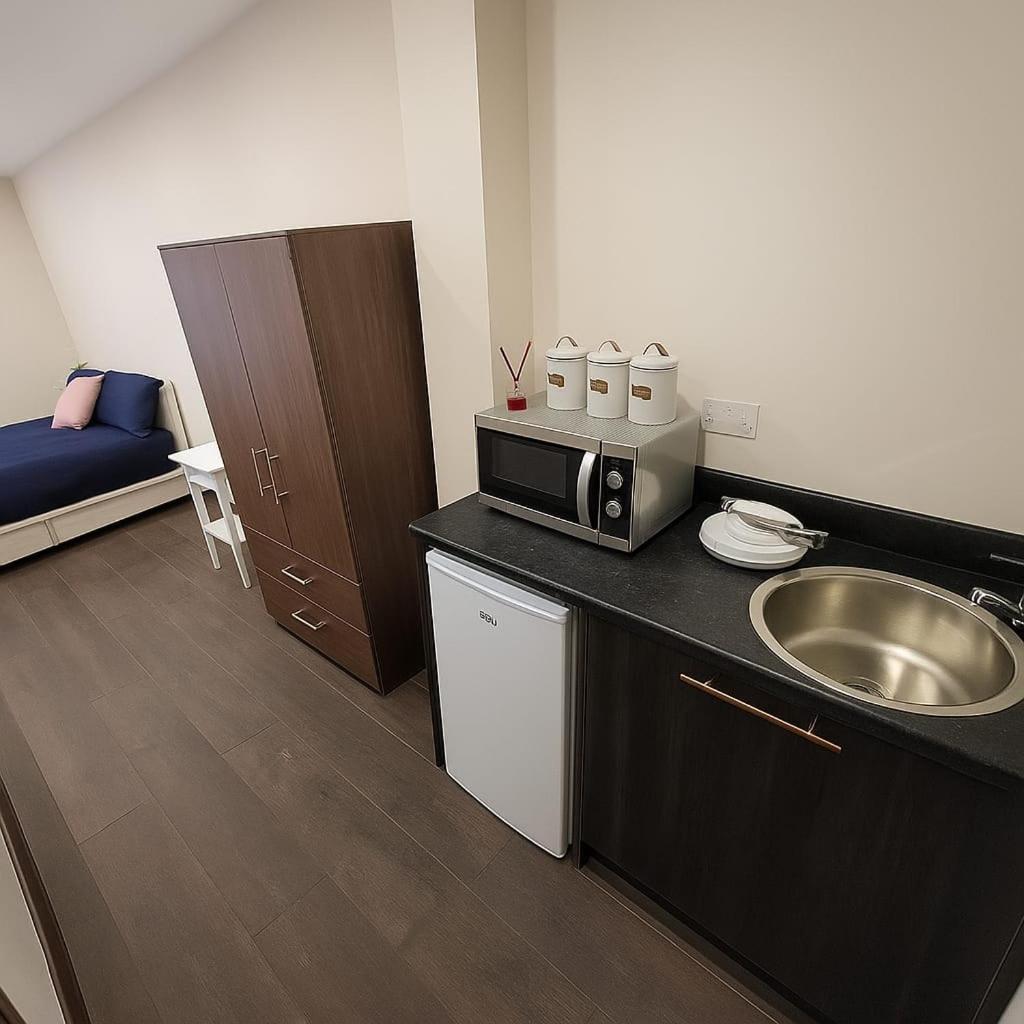 Проживание в семье 95 Hackney